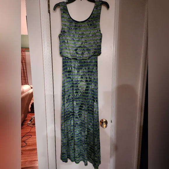ONE WORLD | Dresses | One World Petite Maxi Dress Med | Poshmark